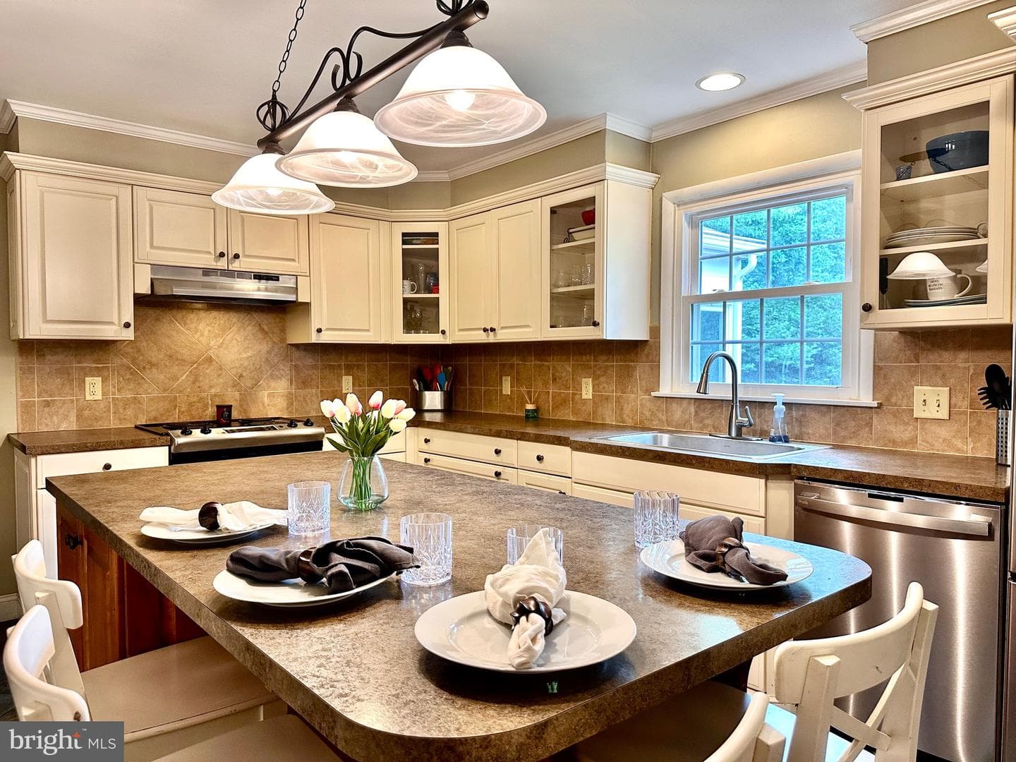 1104 Leeswood Road photo 22