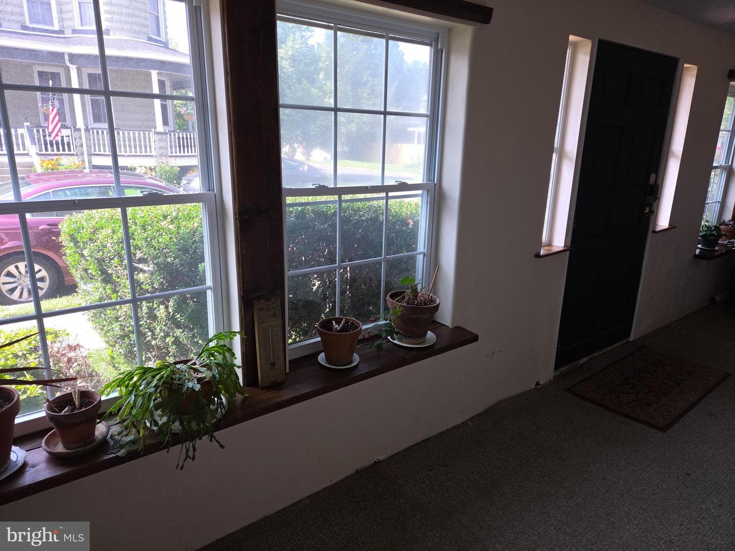 567 Green Street photo 8
