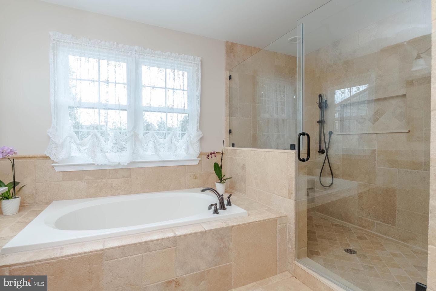 1438 Moonshadow Road photo 46