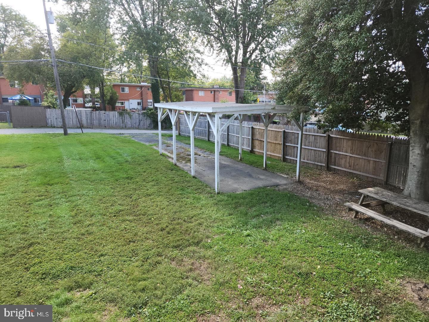 716 Revolution Street photo 15