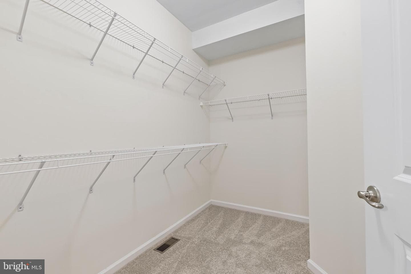 331 Tufton Circle photo 23