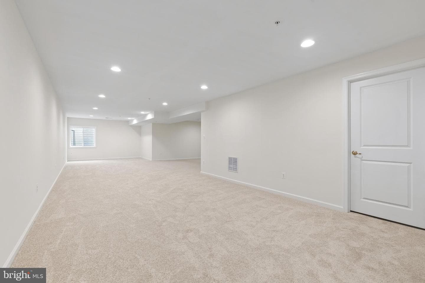 331 Tufton Circle photo 39