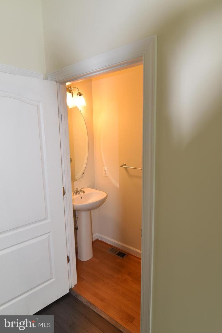 139 Hokeland Drive photo 29
