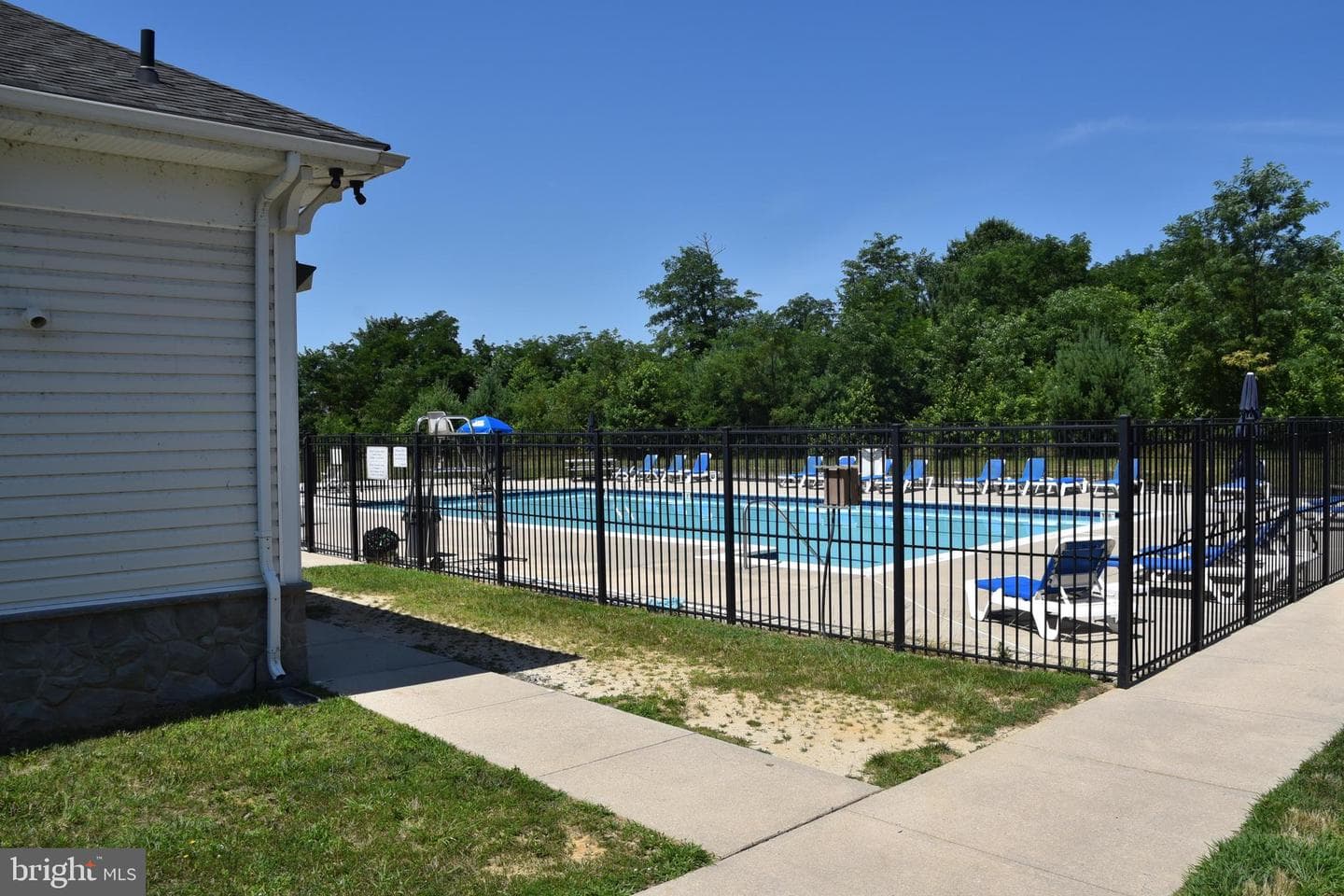 139 Hokeland Drive photo 6