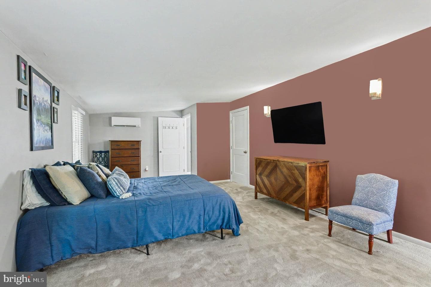723 Roland Avenue photo 23