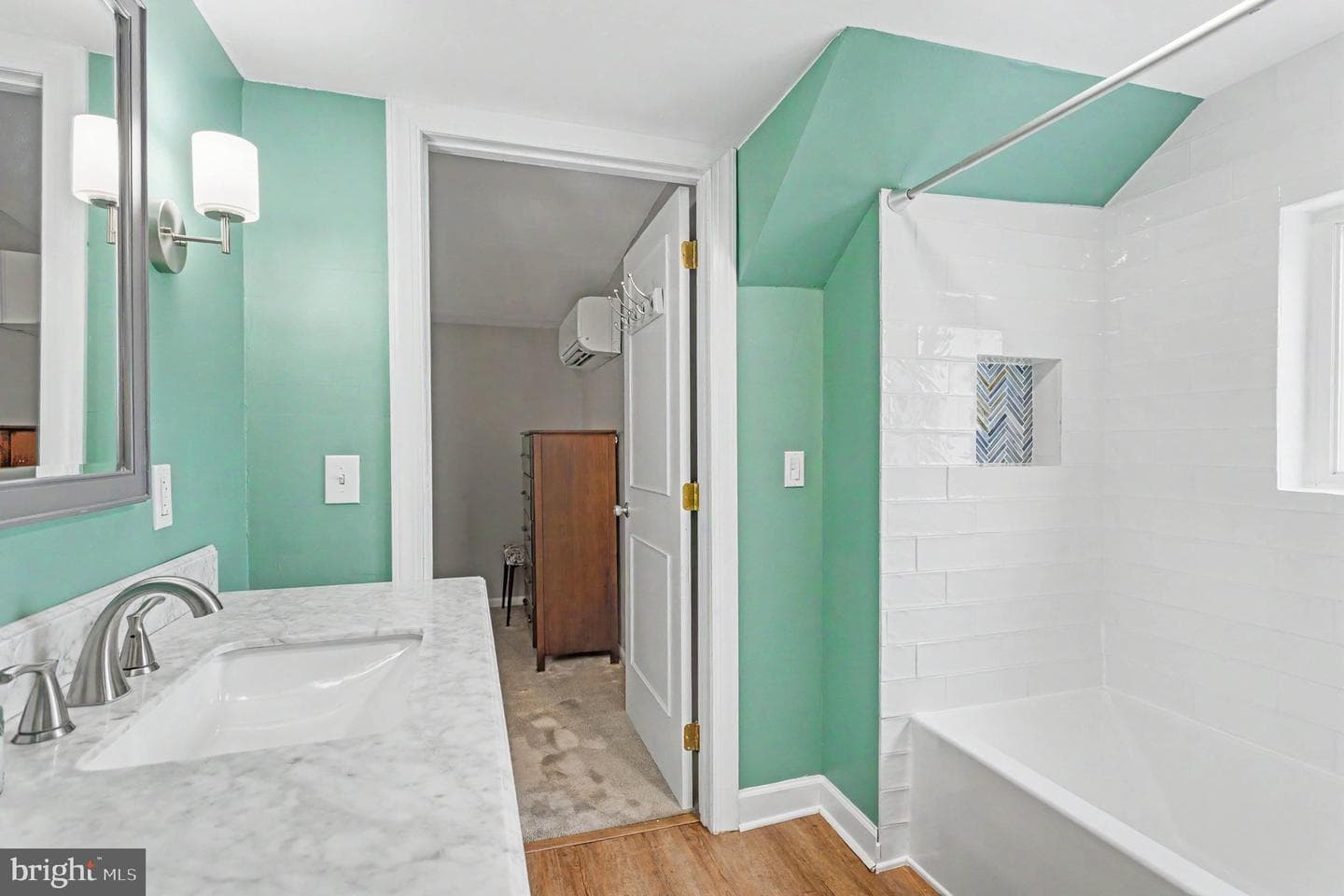 723 Roland Avenue photo 27