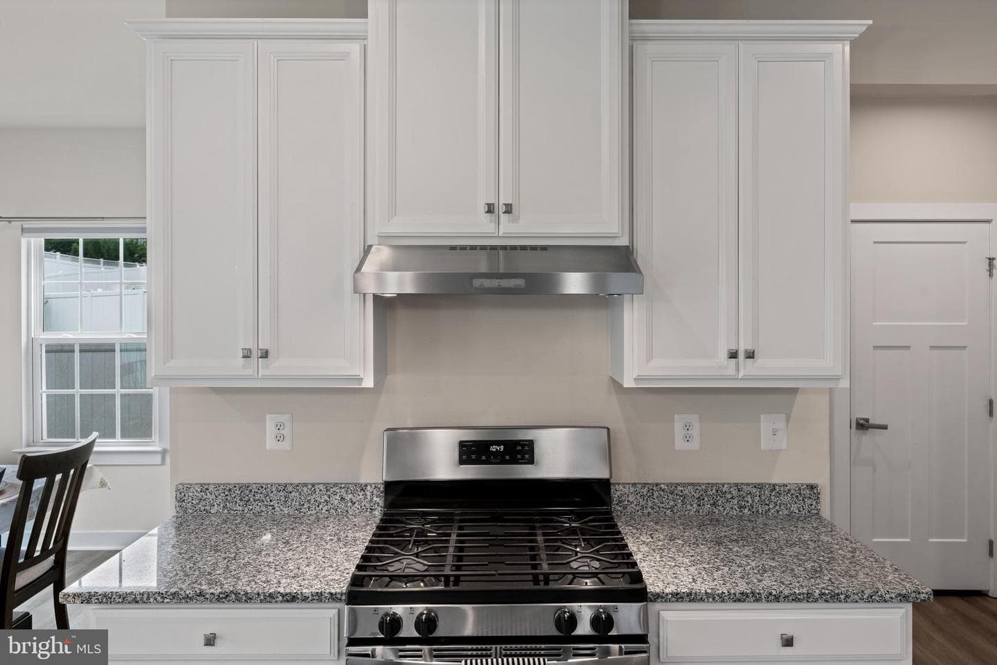 3604 Darvell Circle photo 22