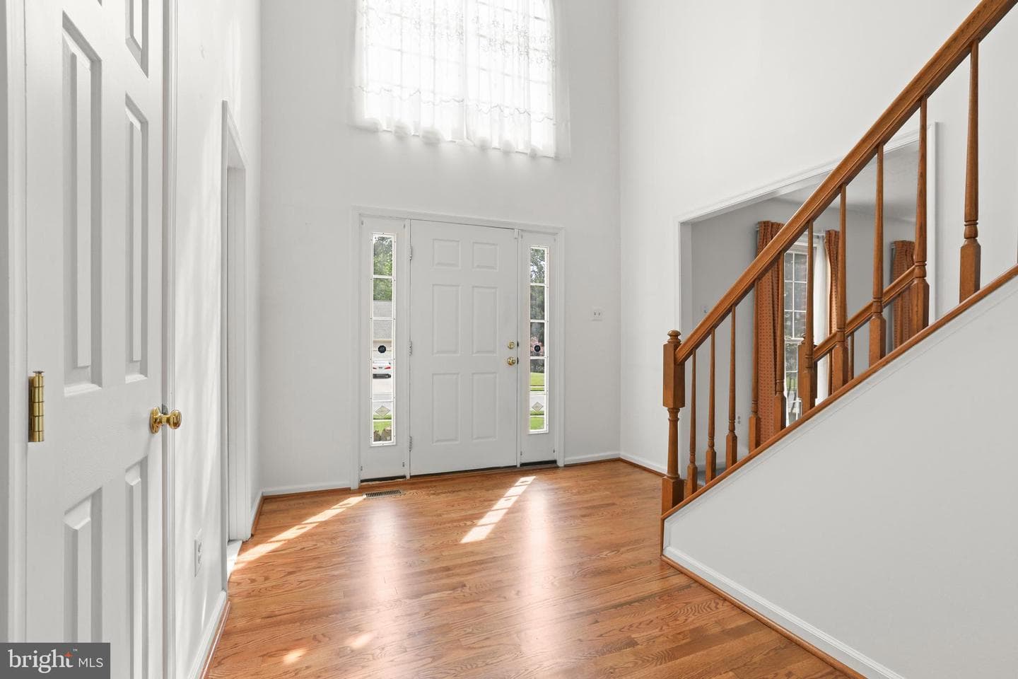 1710 Gillingham Drive photo 4