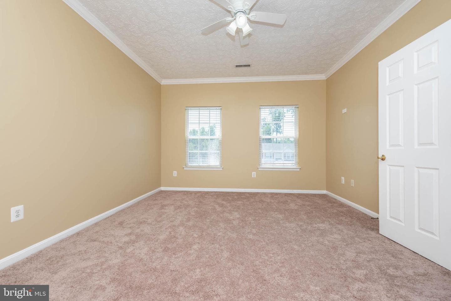 583 Windsong Drive photo 31