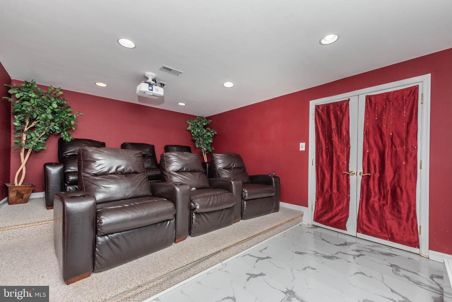 583 Windsong Drive photo 41
