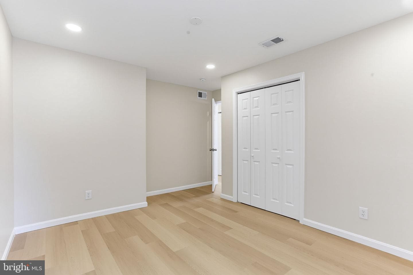 201 Contee Road photo 20
