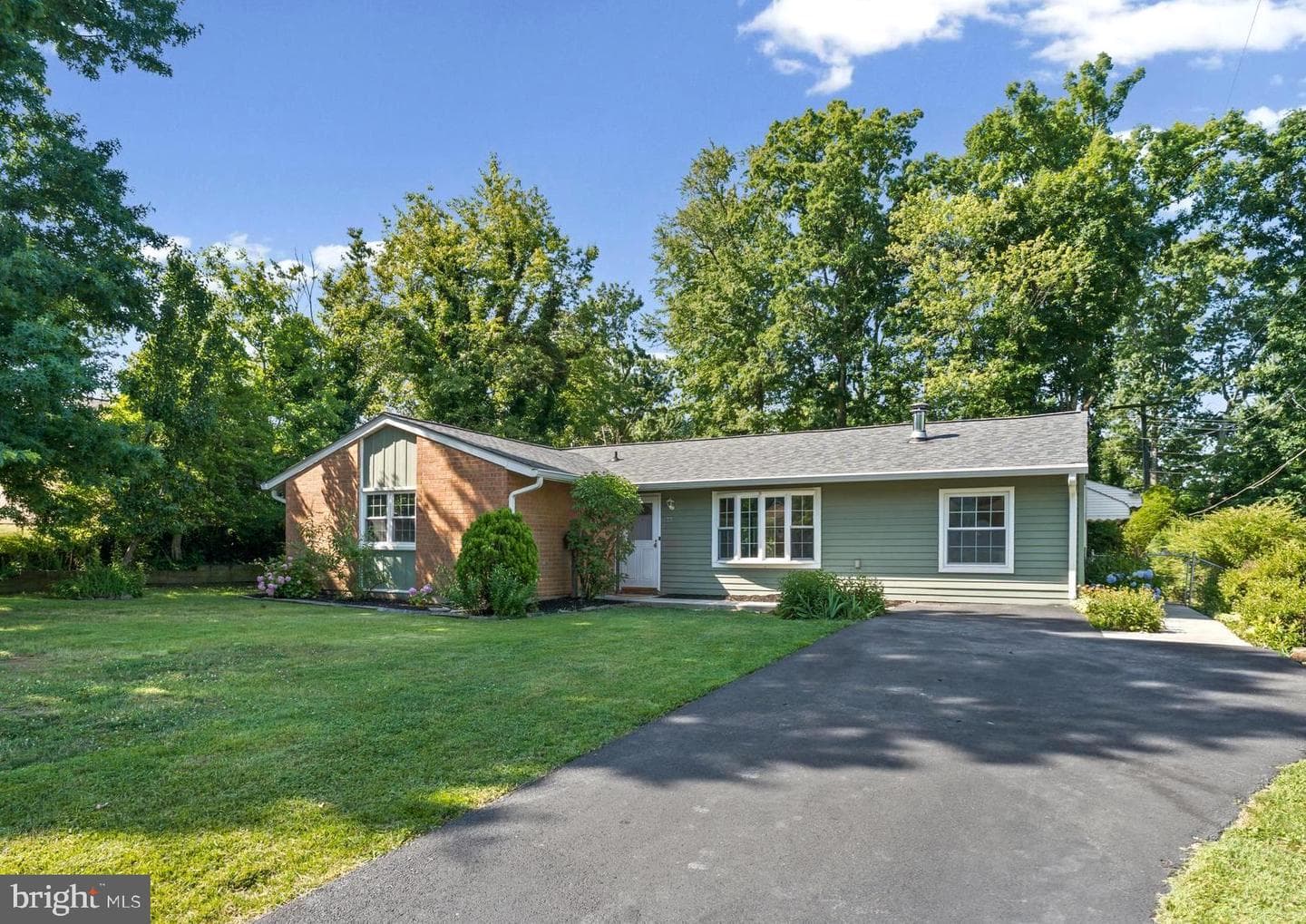 810 Bradley Road