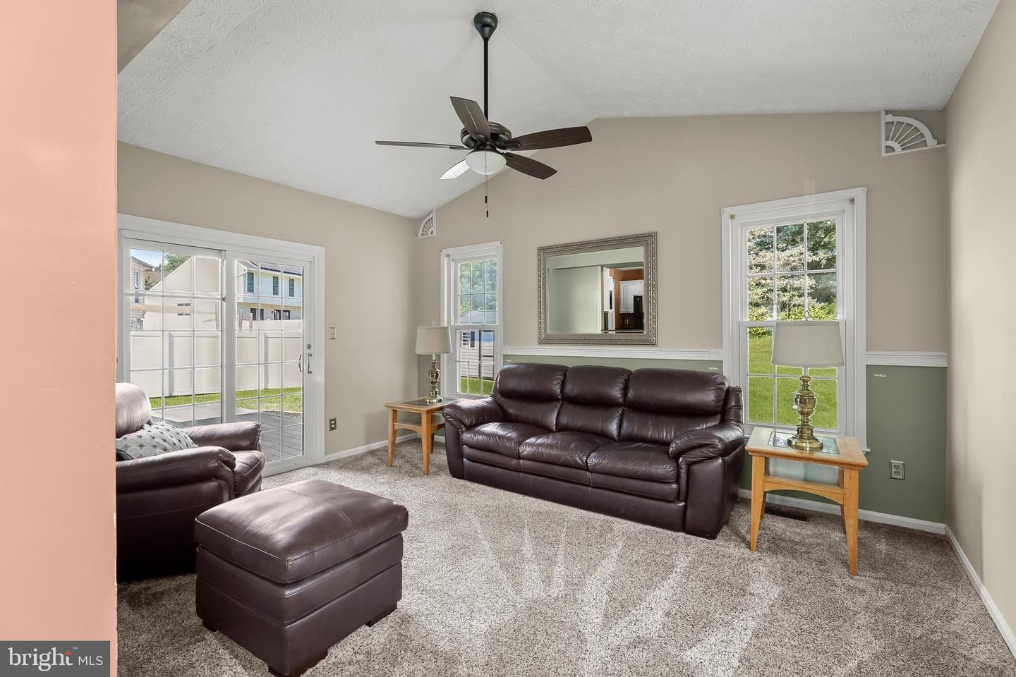 215 Hitching Post Drive photo 28