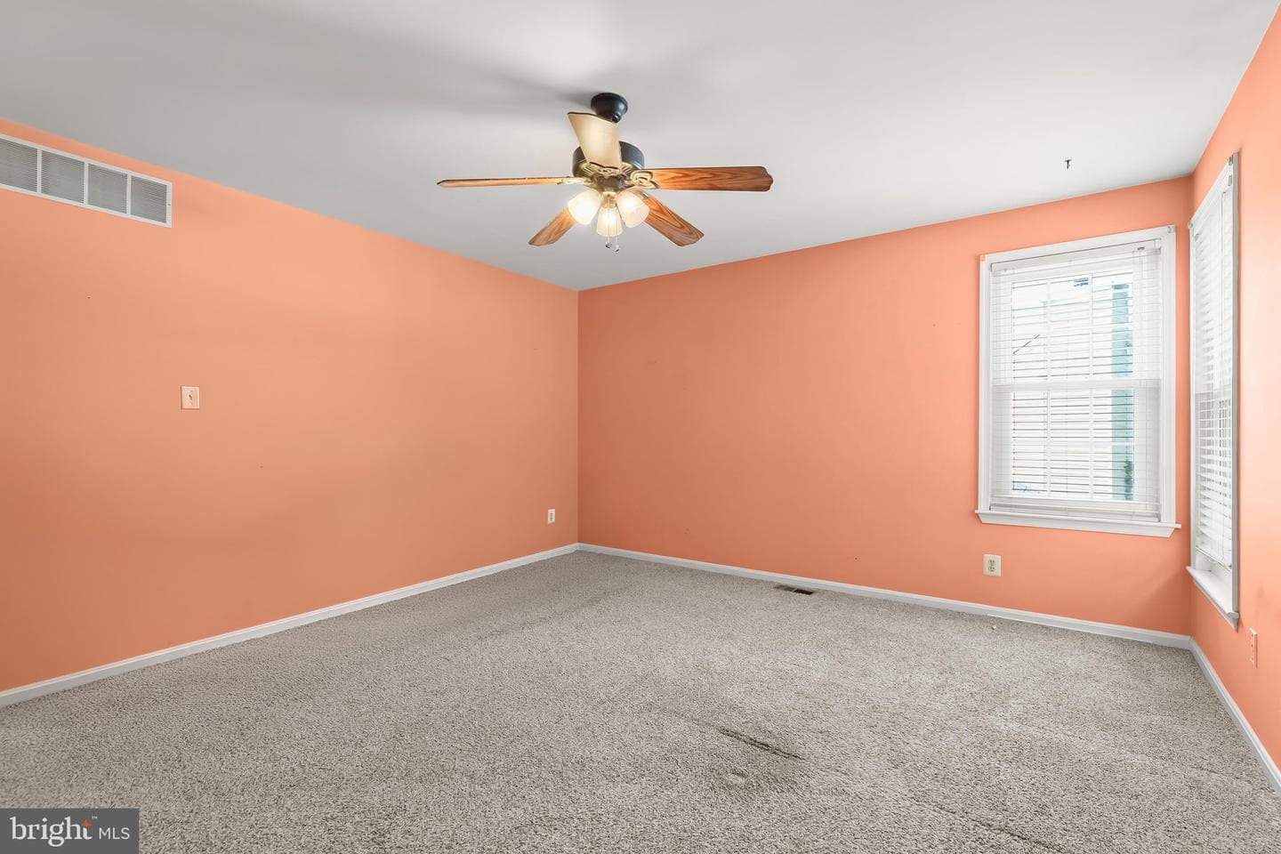 215 Hitching Post Drive photo 33