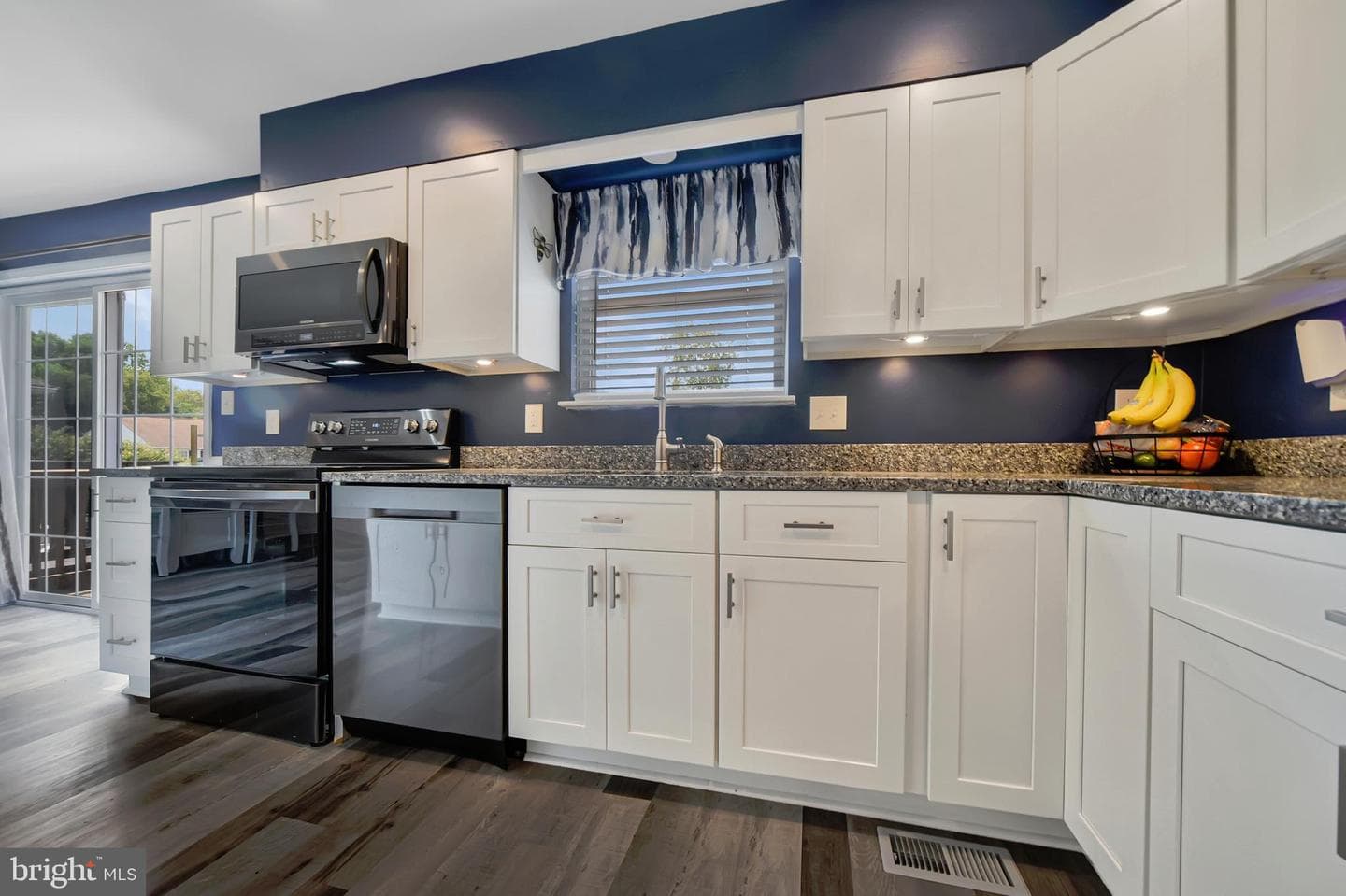 1460 Landis Circle photo 10