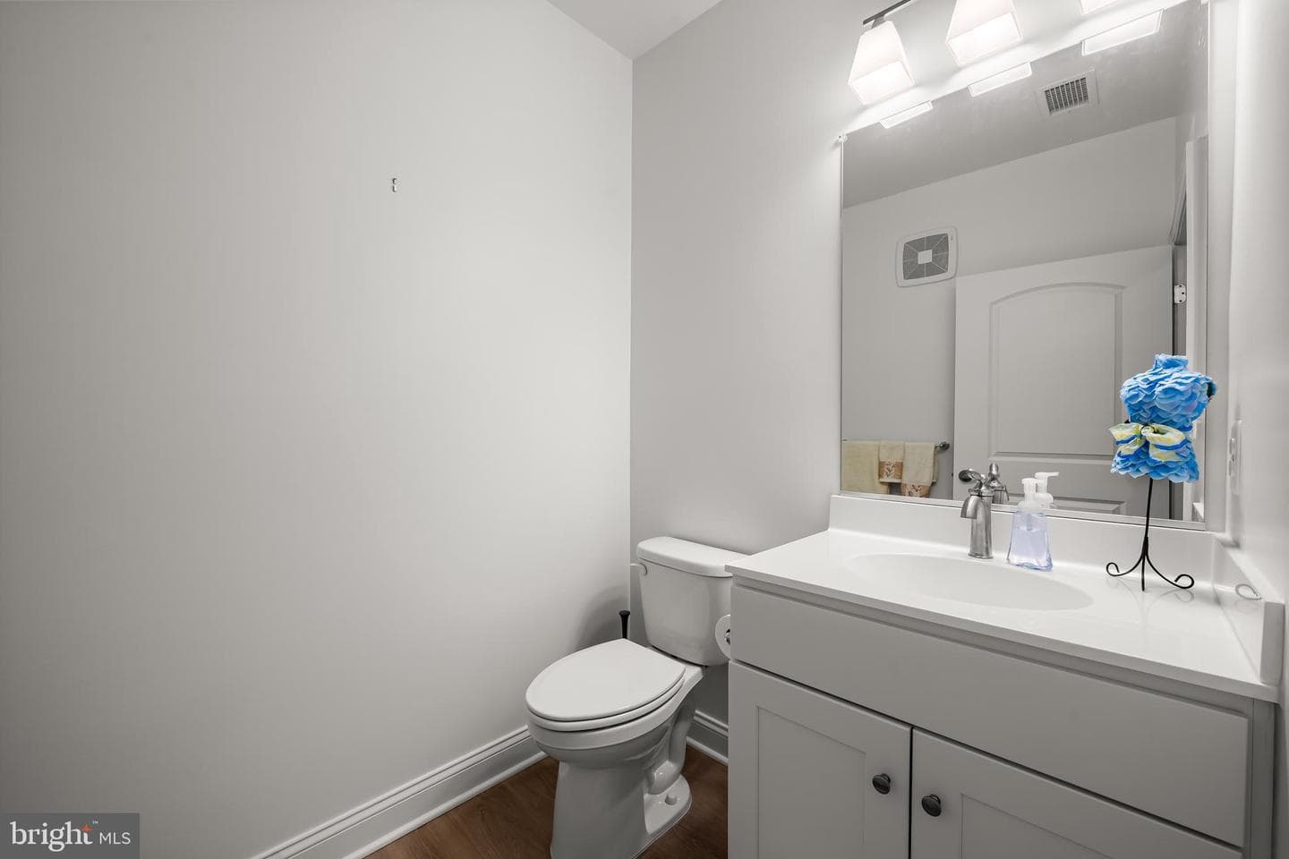 636 Wallingford Road #3g photo 14