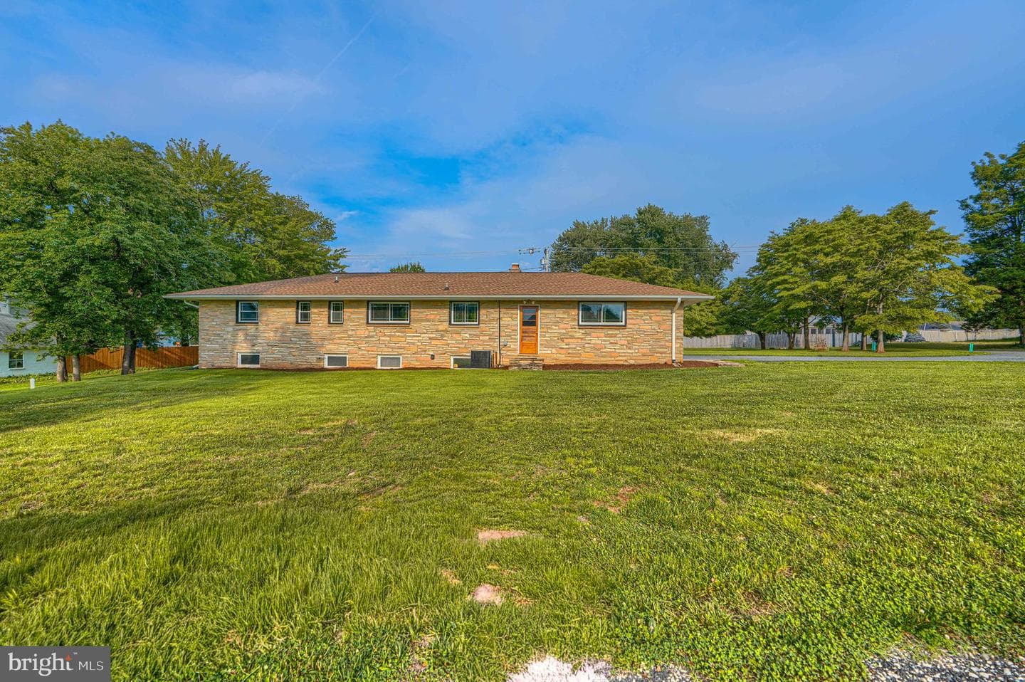 526 Red Pump Road photo 8