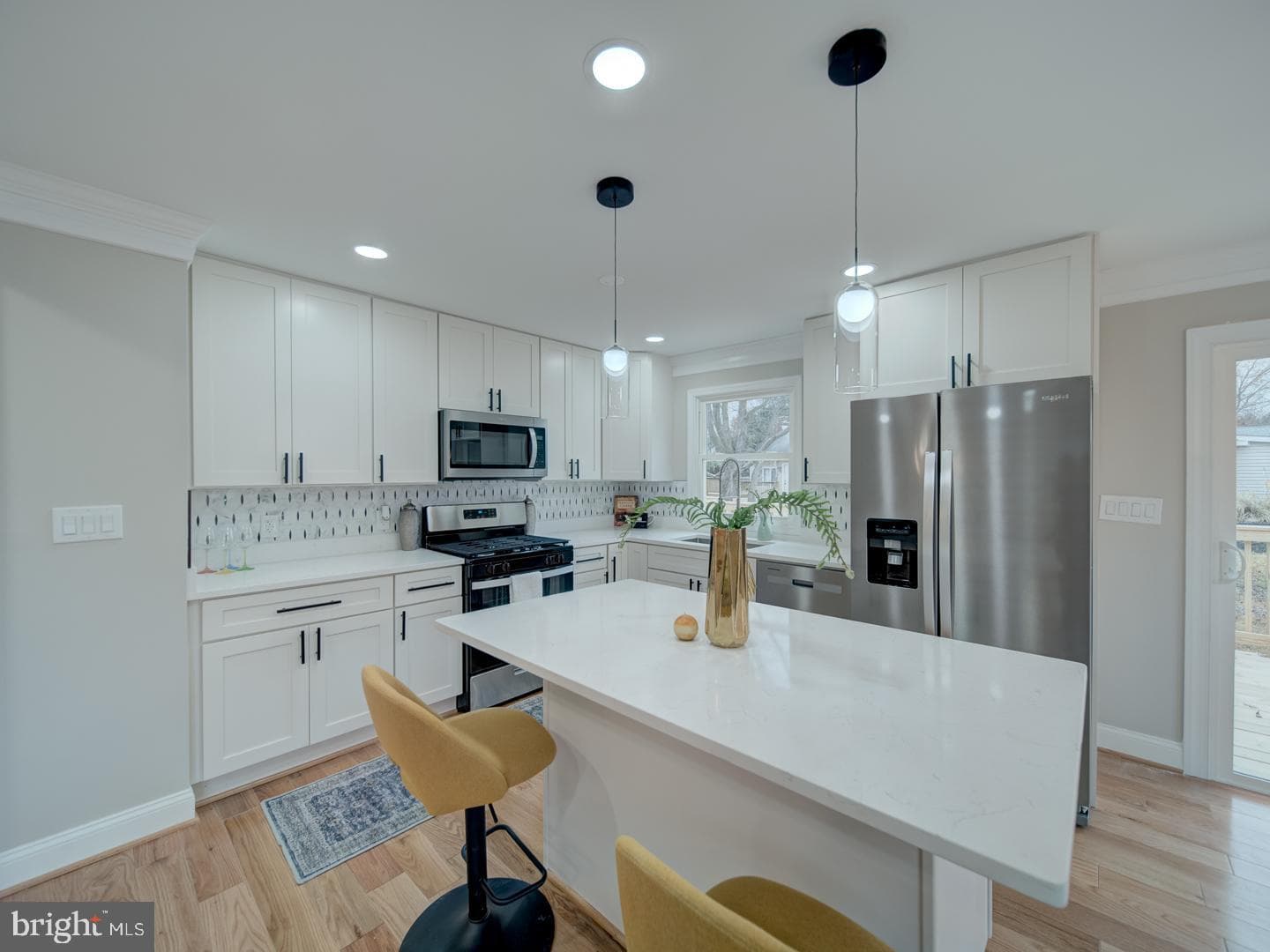 408 Garnett Road photo 14
