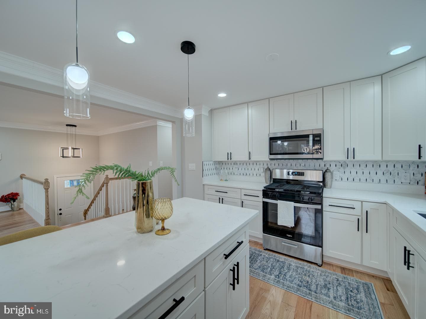 408 Garnett Road photo 16