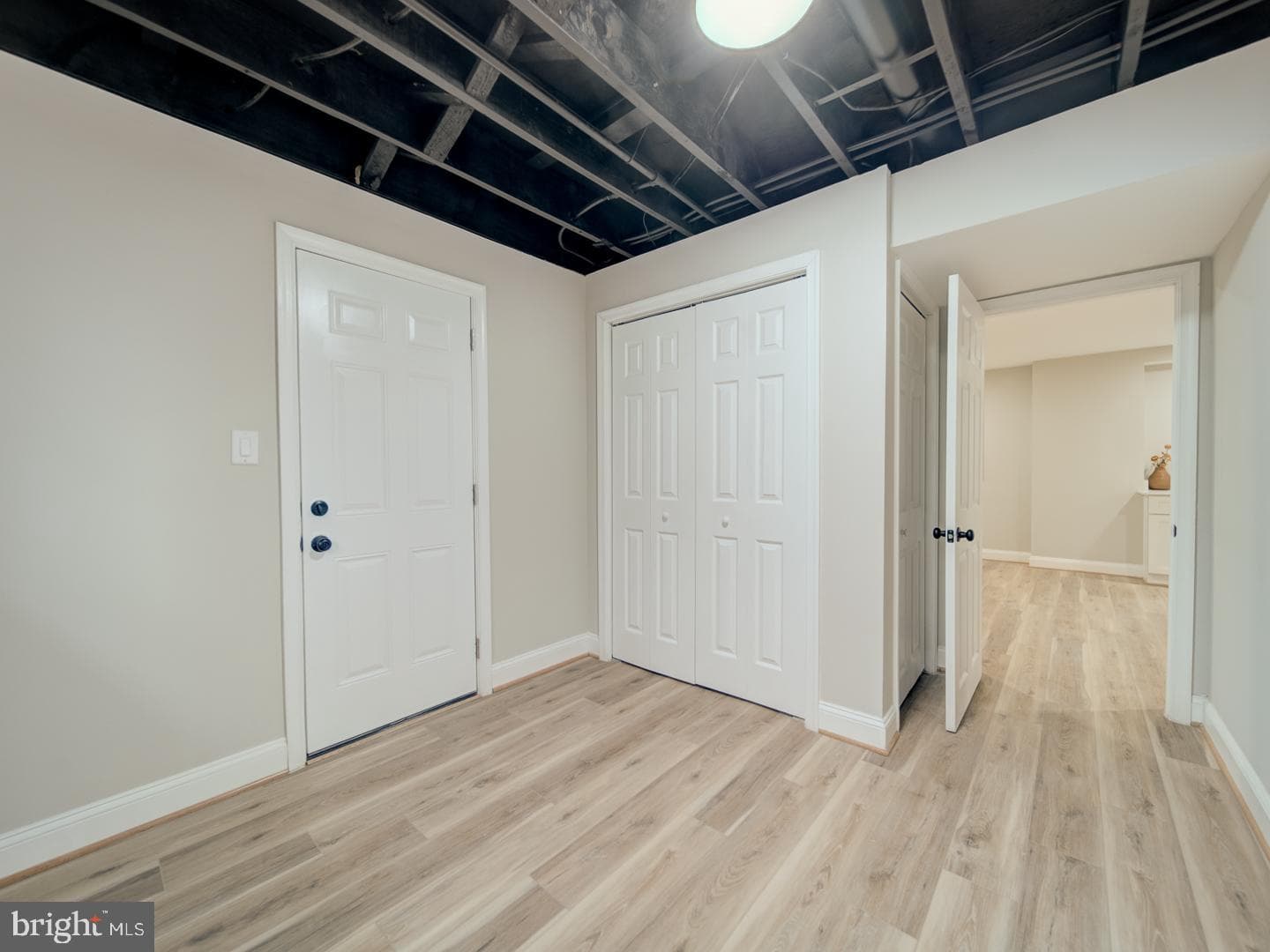 408 Garnett Road photo 39