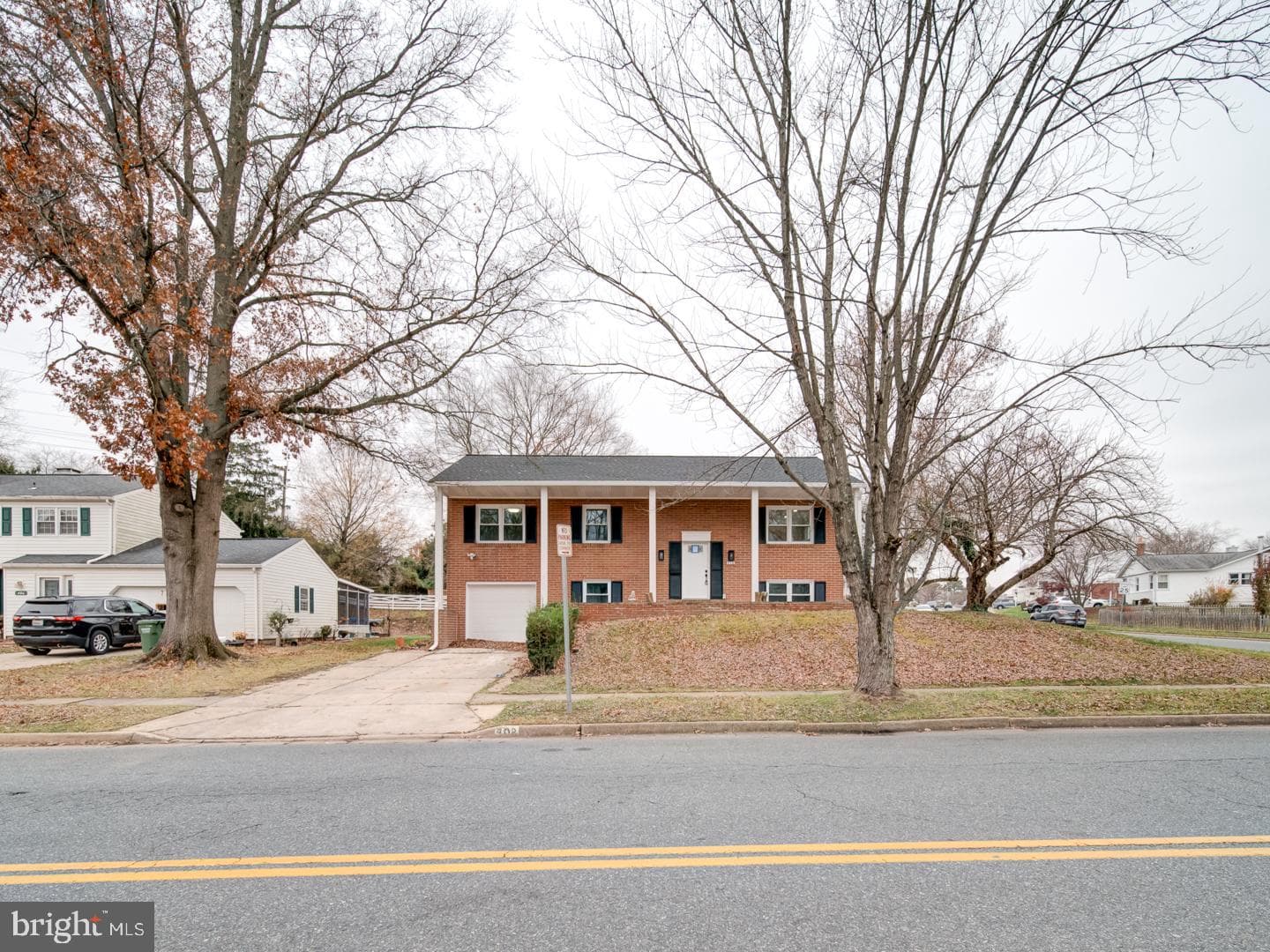 408 Garnett Road photo 4