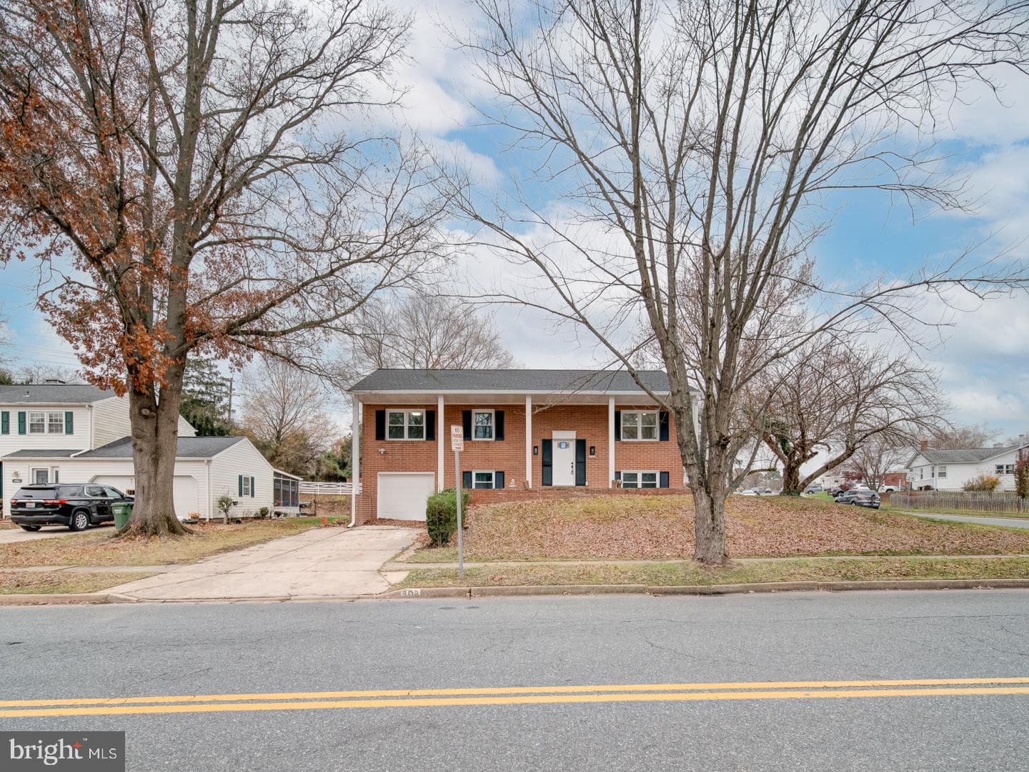 408 Garnett Road photo 5