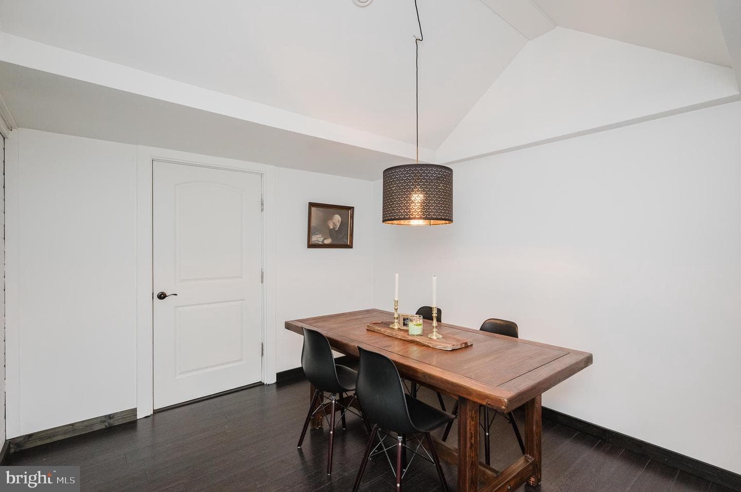 416 Enfield Road photo 16