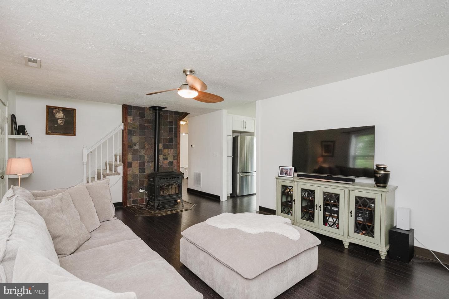 416 Enfield Road photo 7