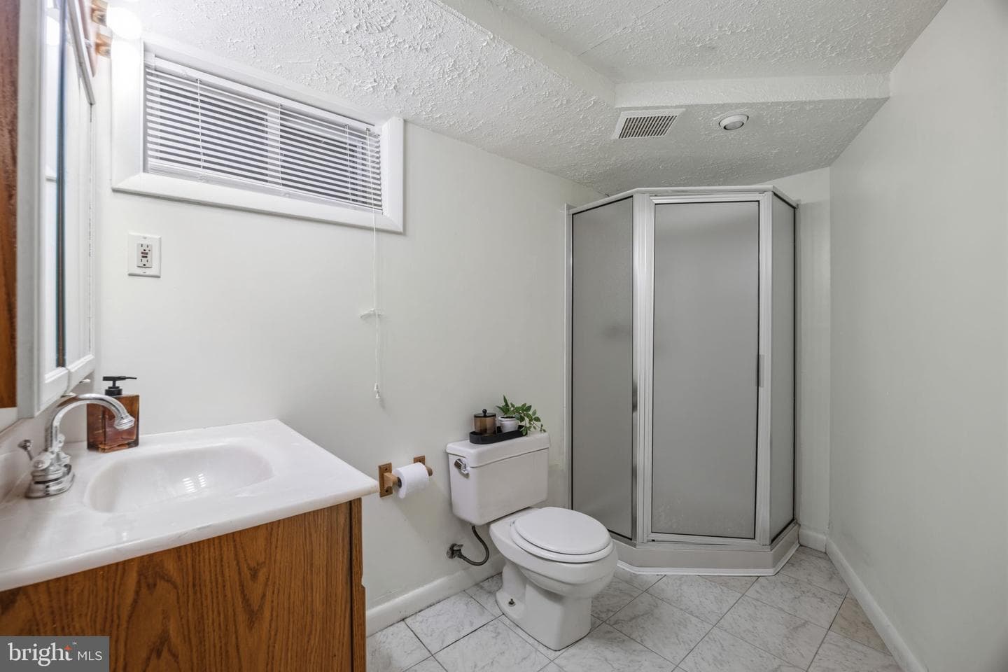448 Wye Drive photo 28
