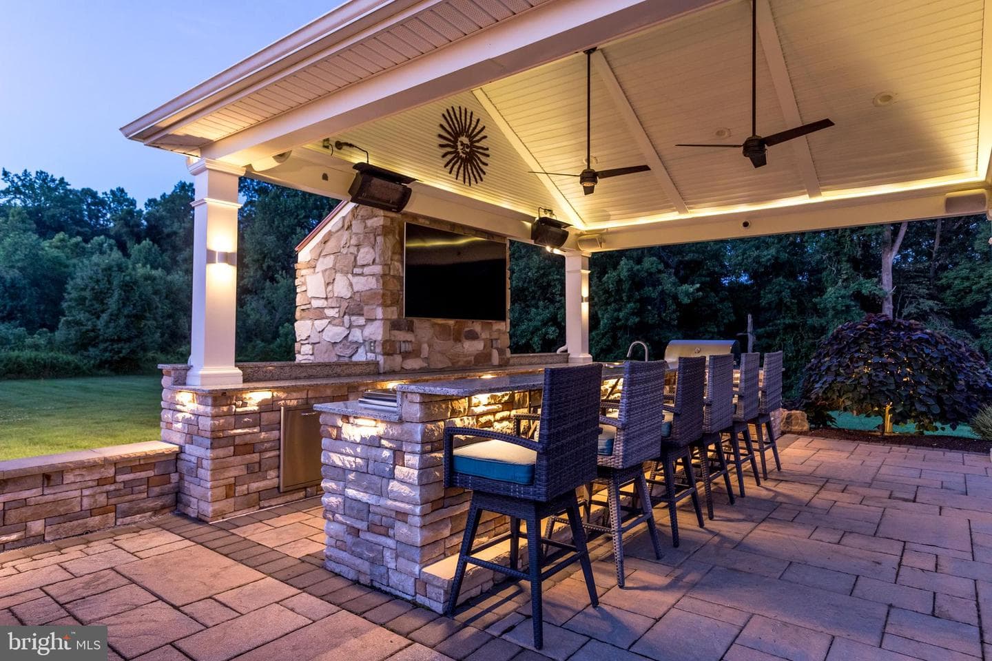 2429 Creswell Road photo 10