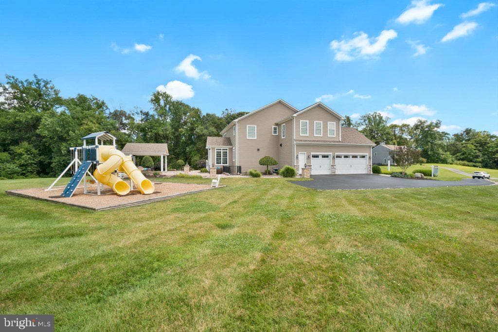 2429 Creswell Road photo 30