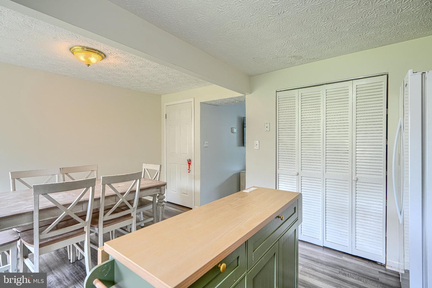 902 Hillswood Road photo 15
