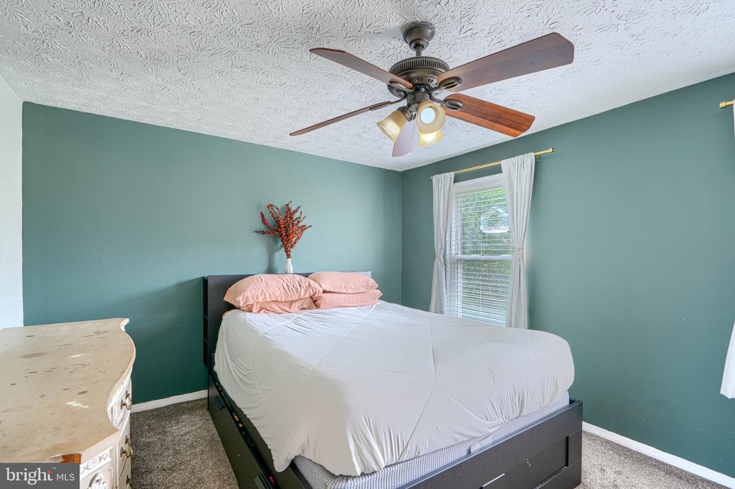 902 Hillswood Road photo 21