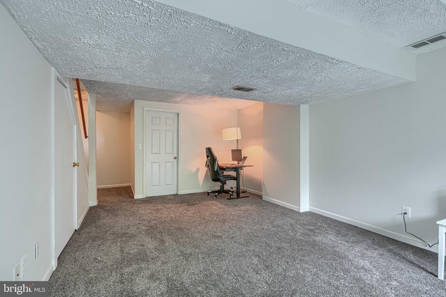 902 Hillswood Road photo 29