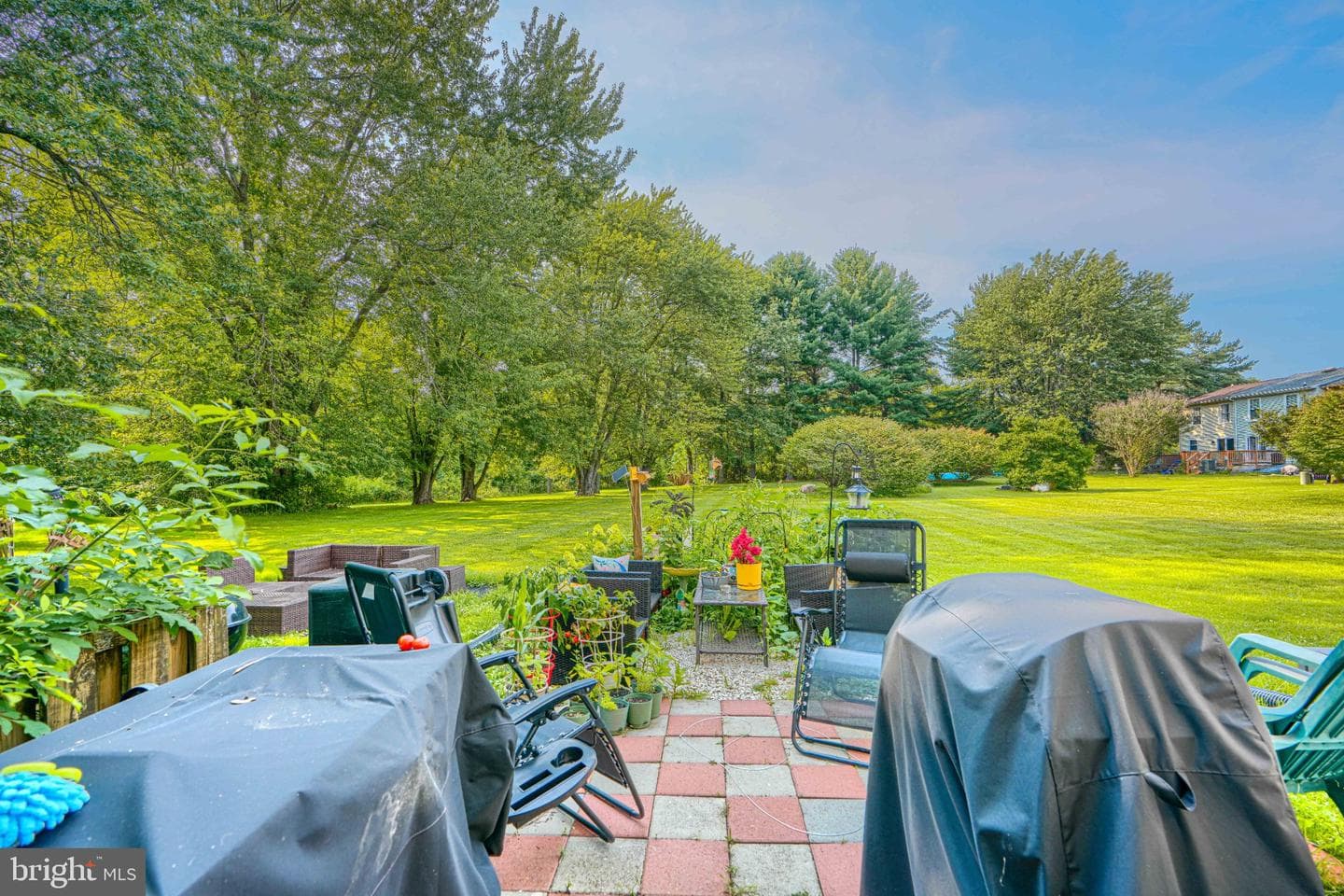 902 Hillswood Road photo 35