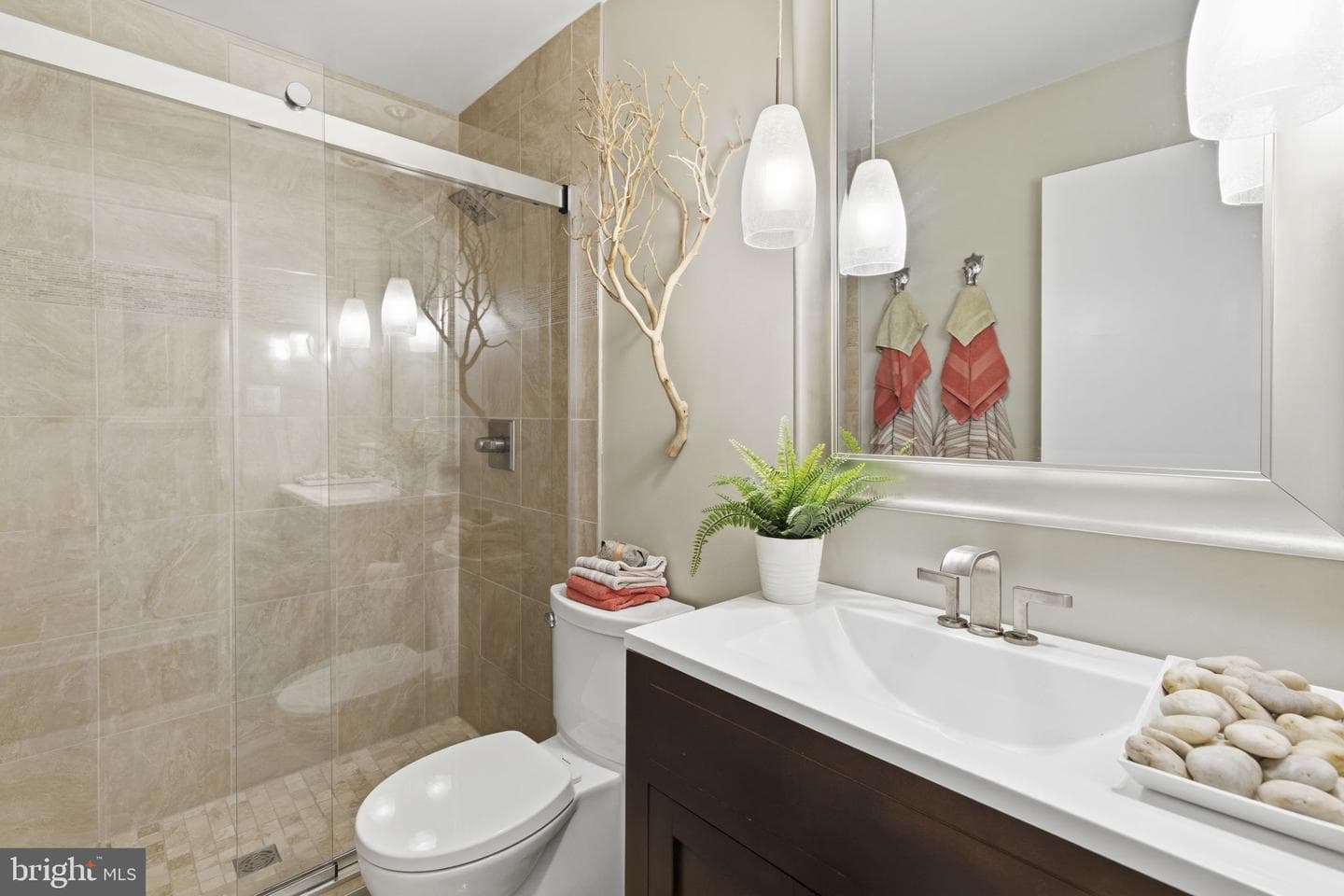 303 Bright Oaks Drive photo 24