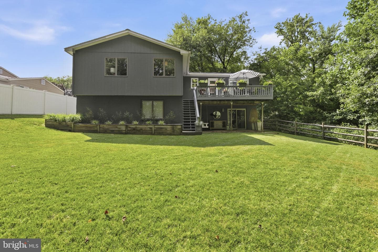 303 Bright Oaks Drive photo 37