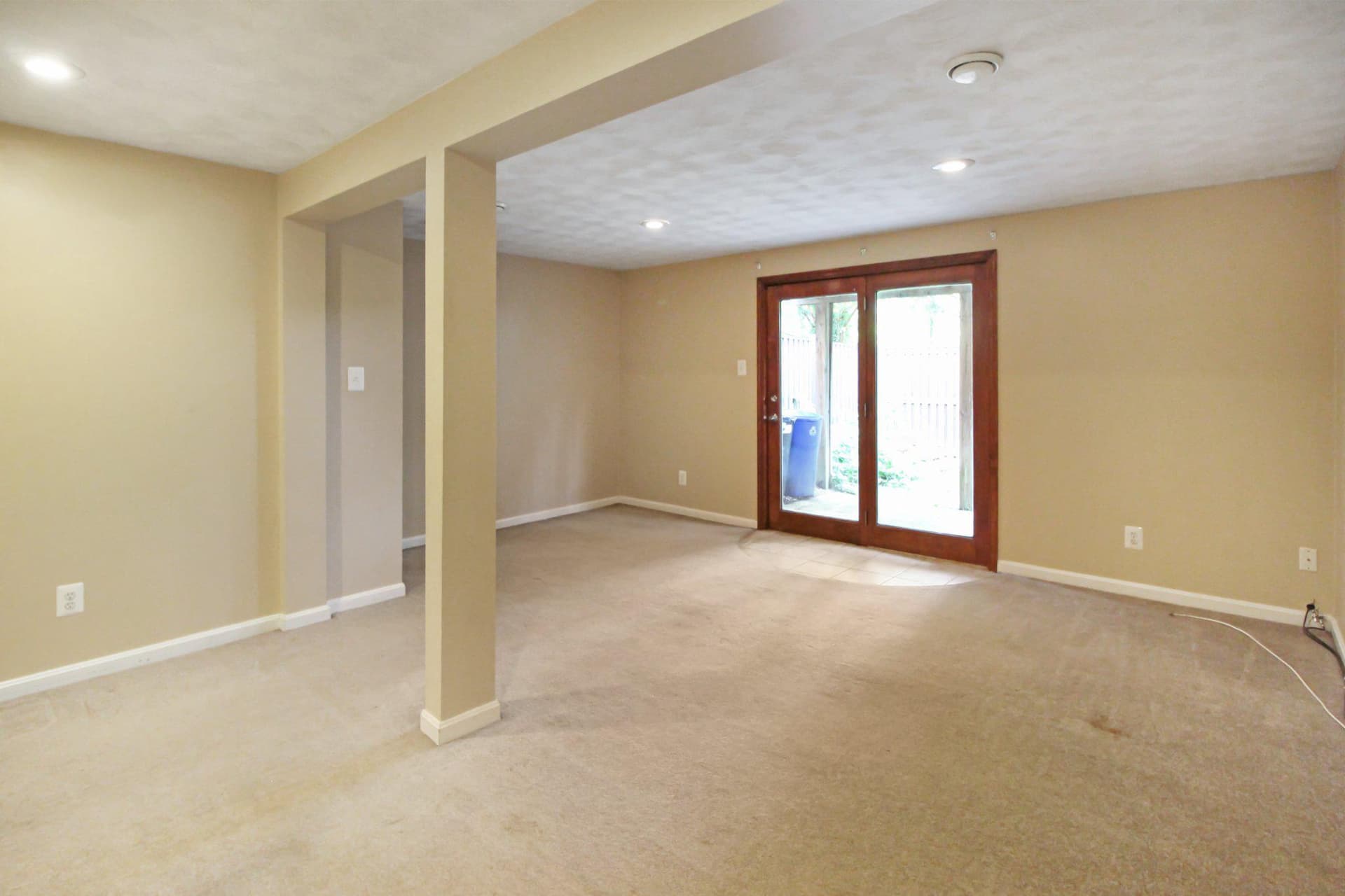 2833 Meredith Court photo 14