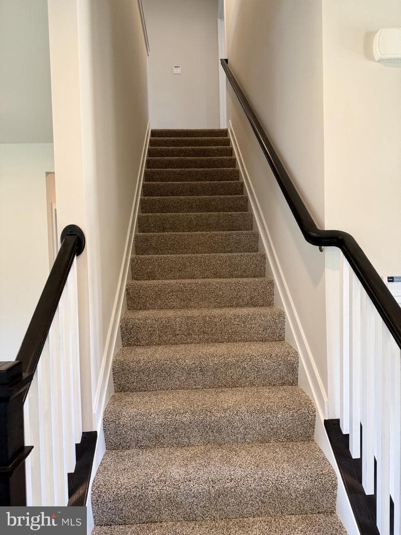719 Beadilly Way photo 18