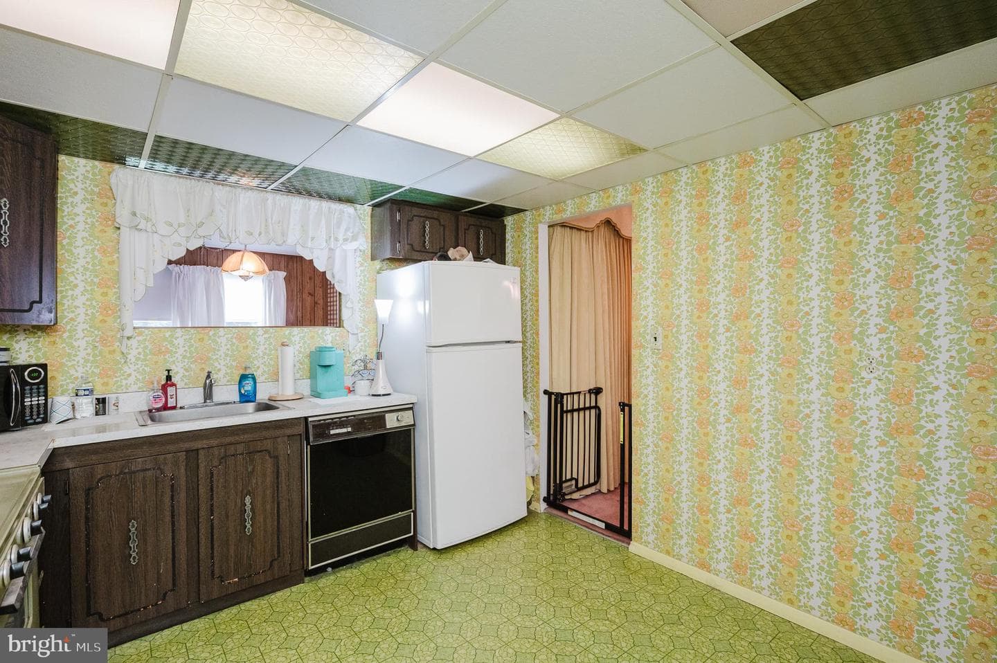 400 Crocker Street photo 11