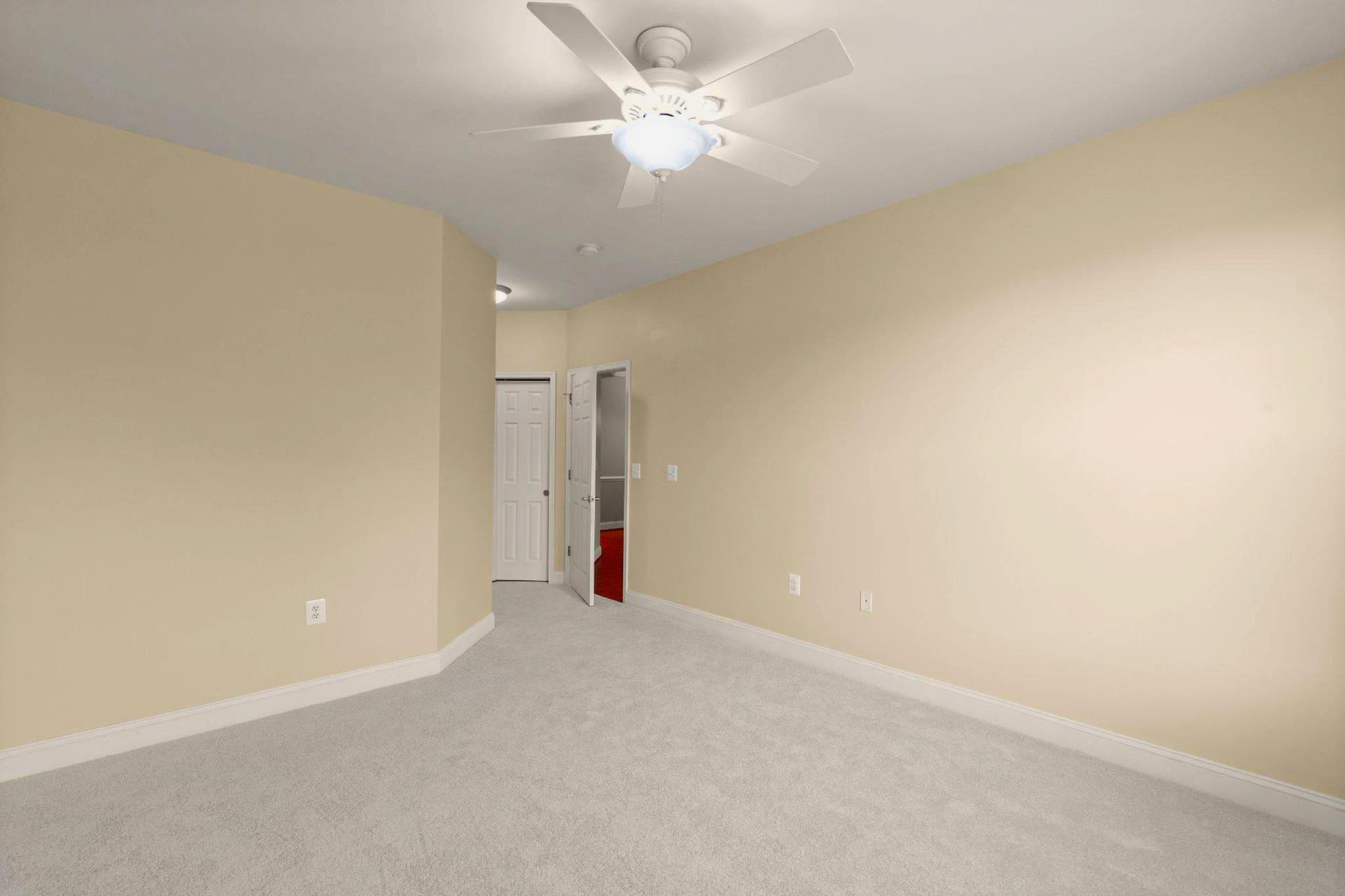 1603 Martha Court #402 photo 25
