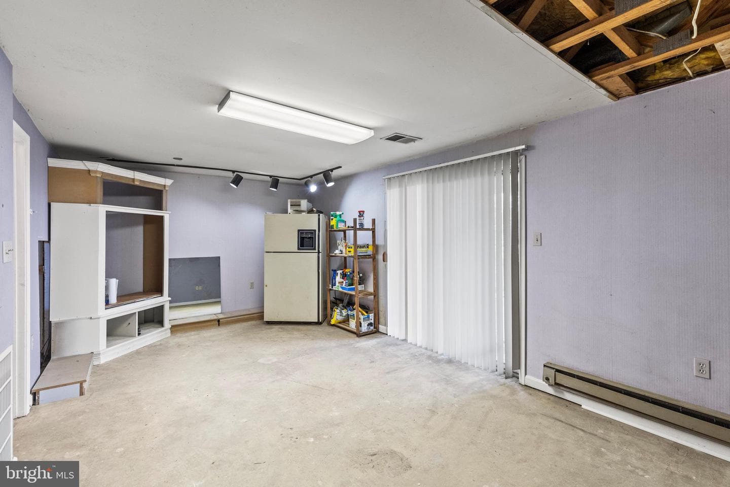 408 Kentmore Terrace photo 28