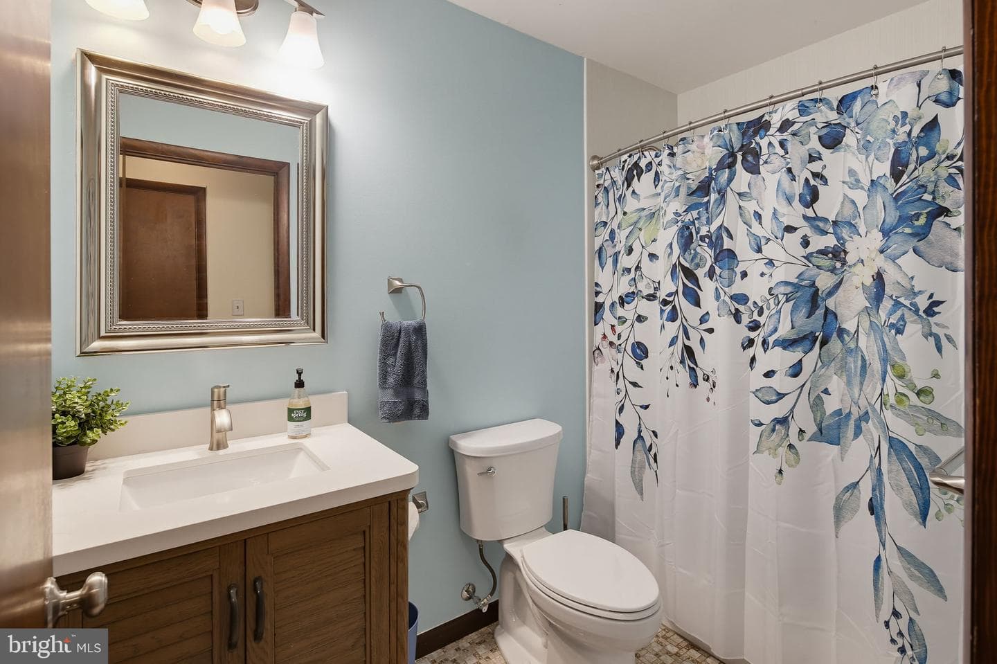 1511 Lady Anne Court photo 33