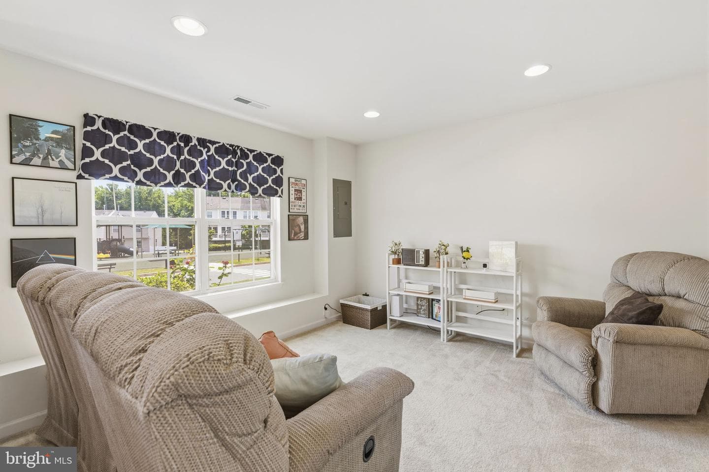 624 Snowberry Way photo 26