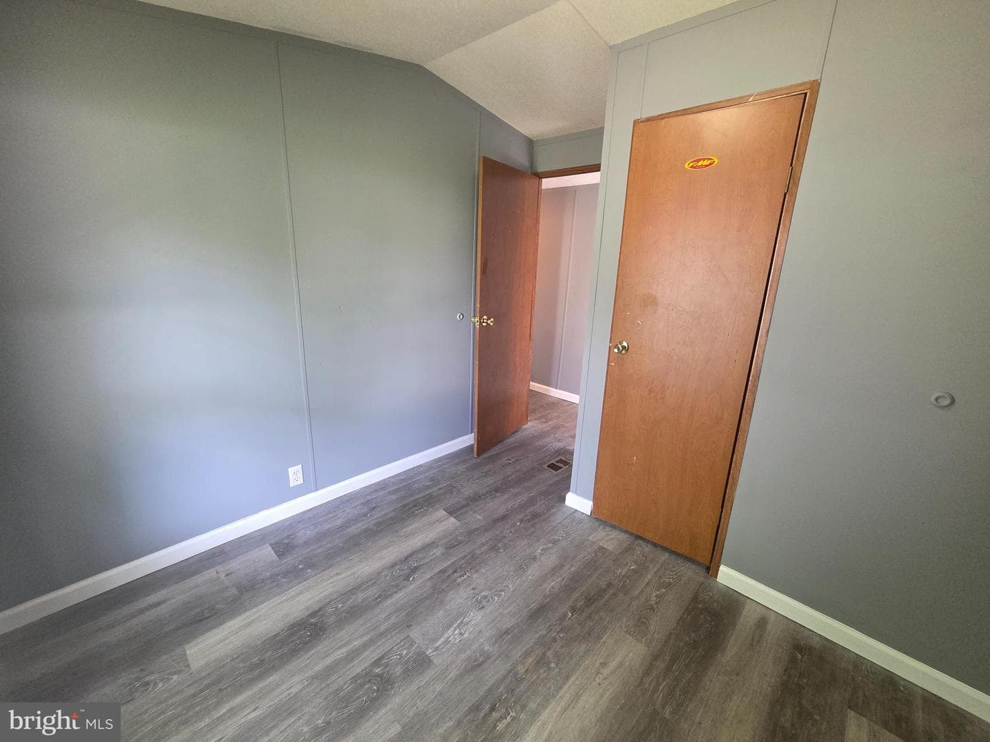 117 Wood Road photo 6