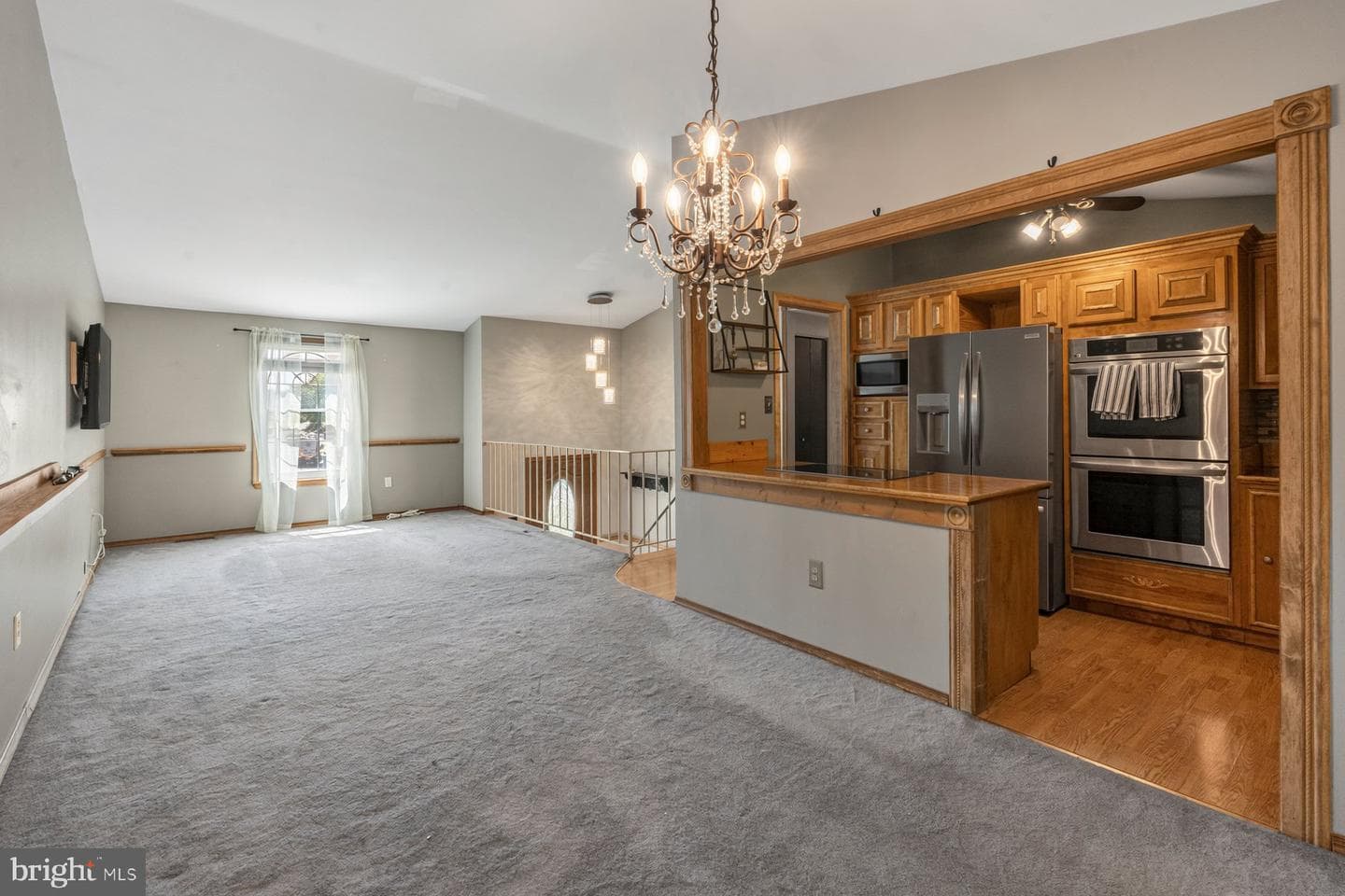 425 Dawn Court photo 8