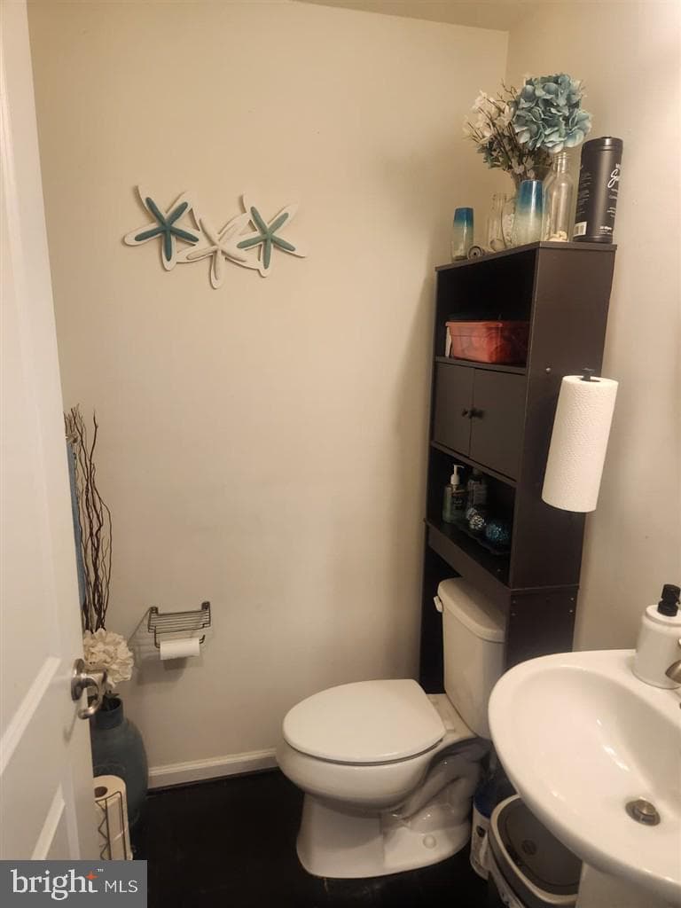 528 Potomac Road photo 30