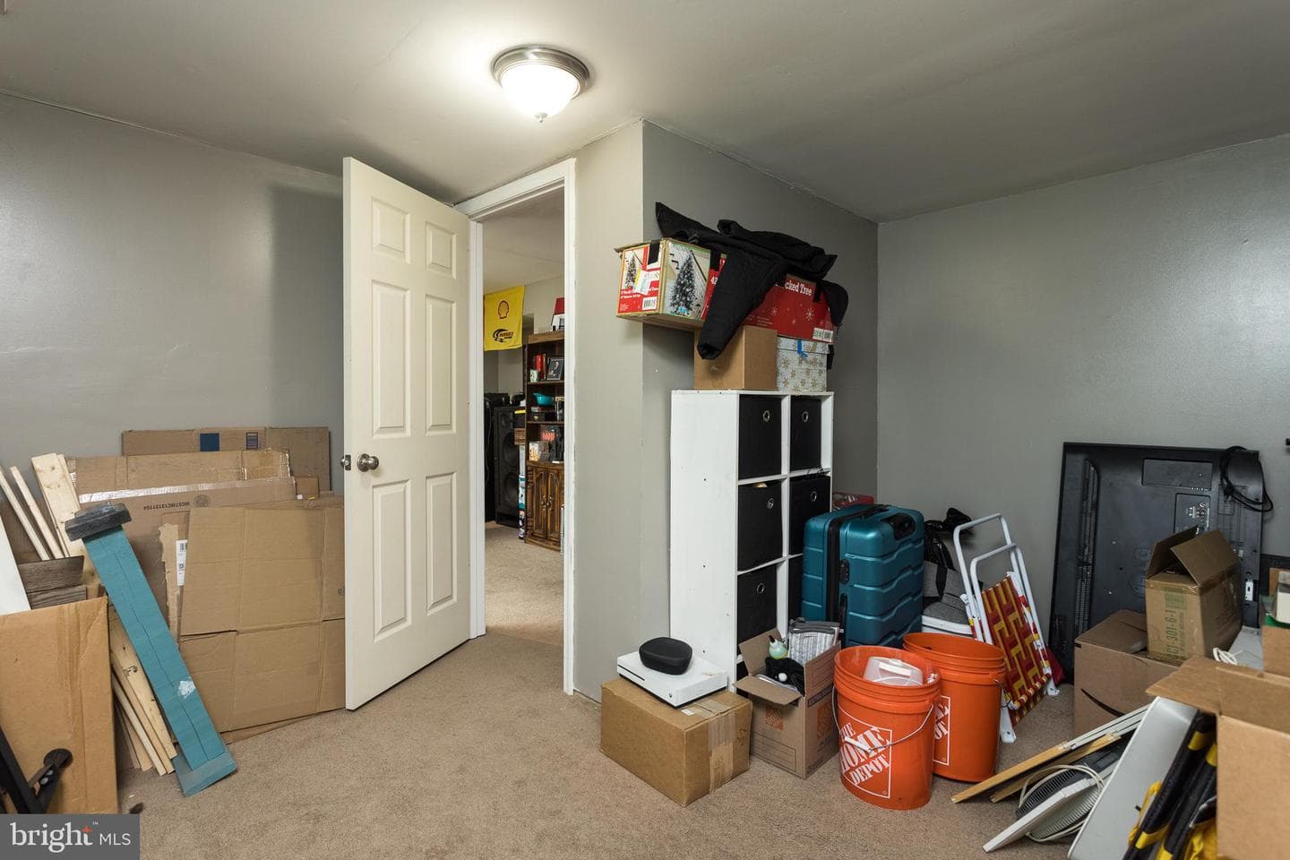 738 Farnham Place photo 20