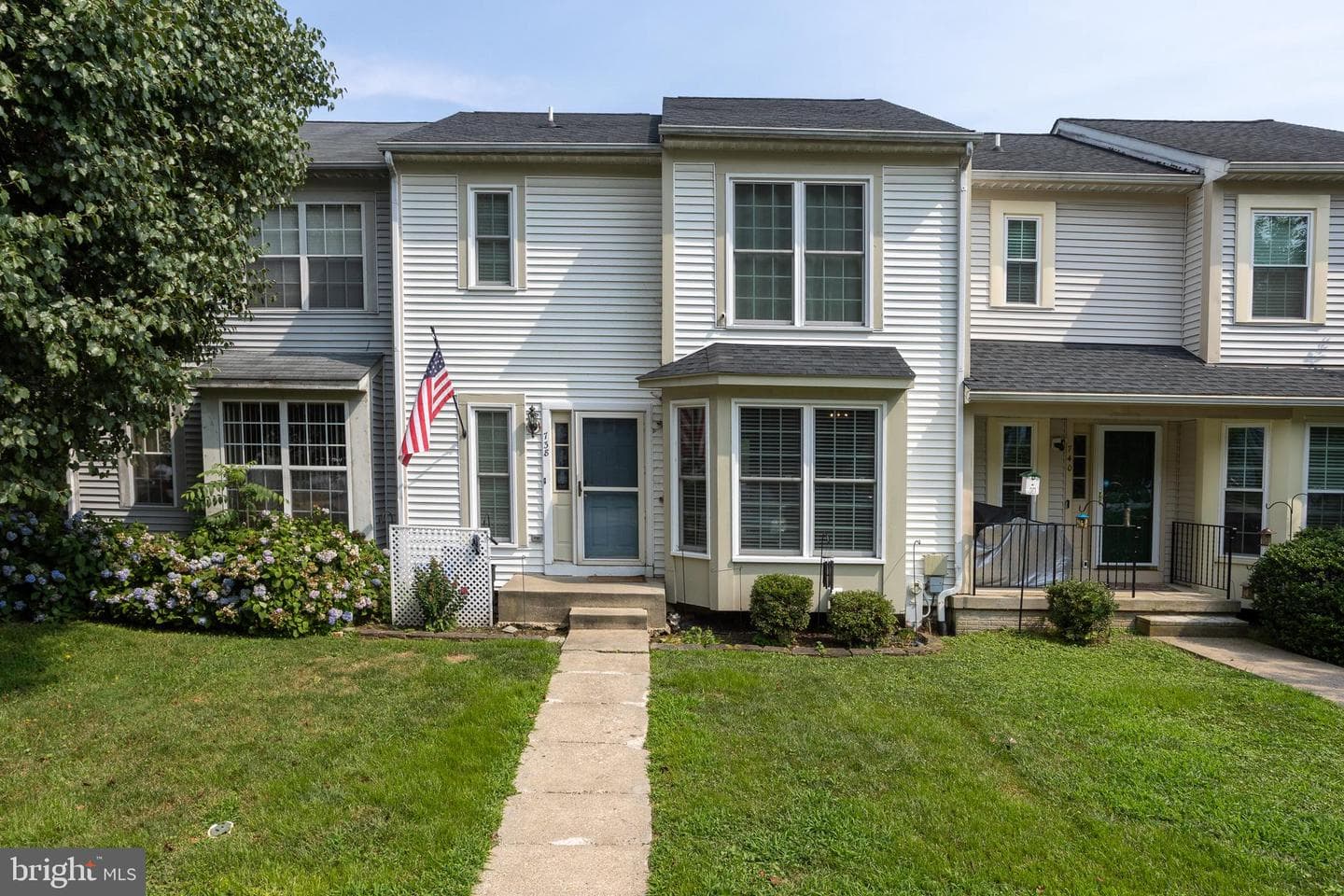 738 Farnham Place photo 28