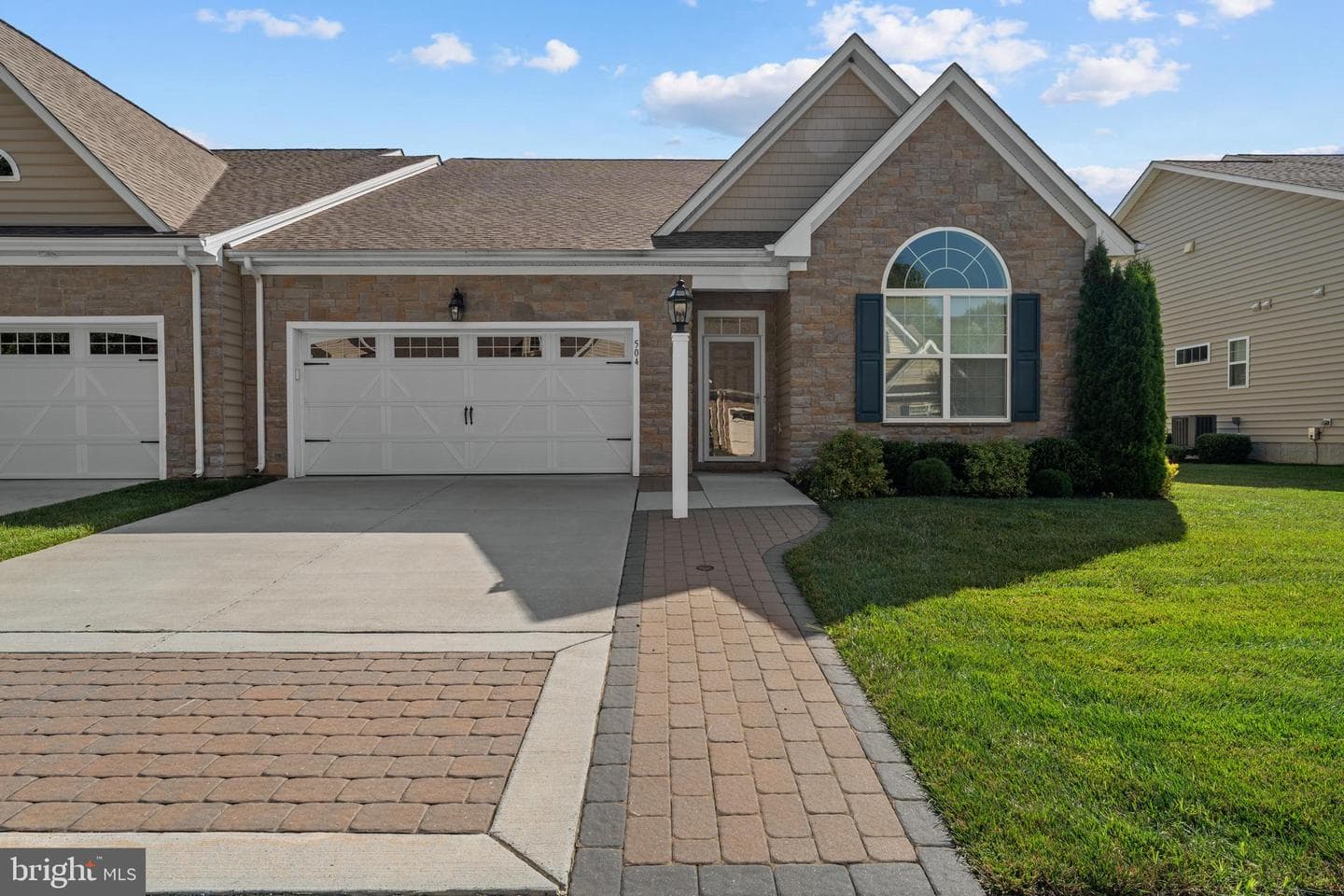504 Silver Charm Court photo 1